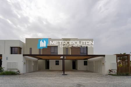 3 Bedroom Townhouse for Rent in Yas Island, Abu Dhabi - Single Row | End Unit | Ideal Location | Must-See