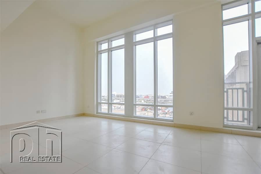 Excellent Price - Lofts 1 Bedroom Unit