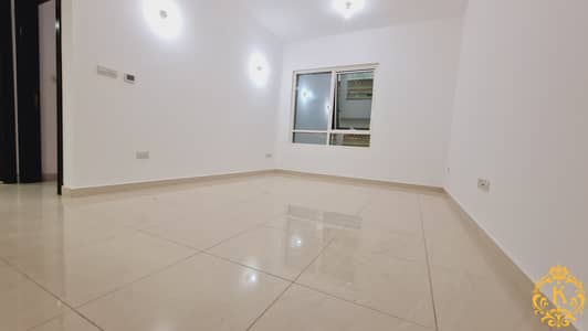 Amazing 1bhk apt 45k 4 payment Central ac with besmind parking at near mushrif mall muroor road