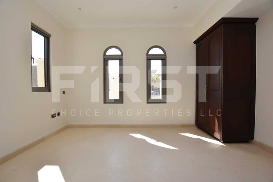 10 Internal Photo of 4 Bedroom Villa in Saadiyat Beach Villas Saadiyat Island Abu Dhabi UAE (2). jpg