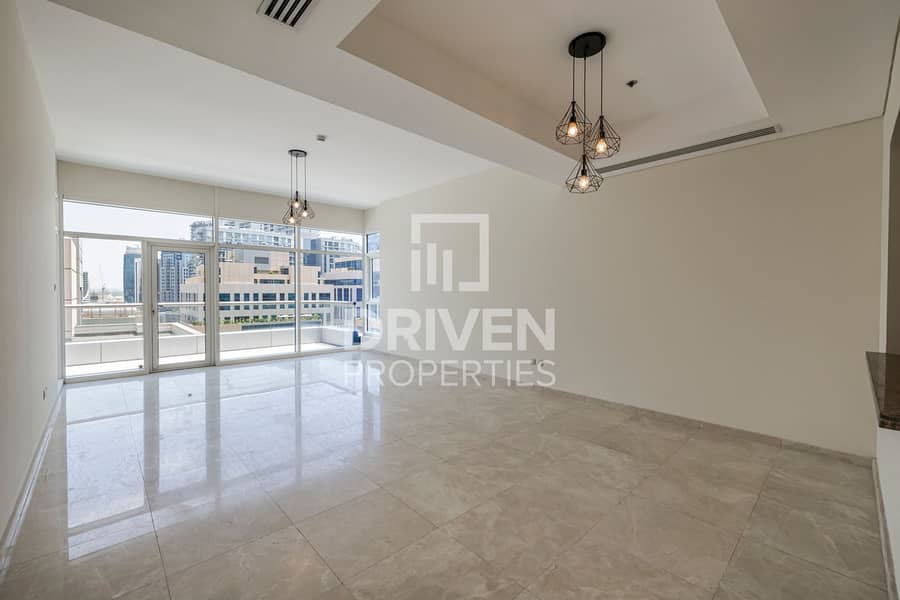 Spacious | Well-managed Apt | Prime Location