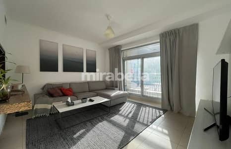 Studio for Rent in Downtown Dubai, Dubai - Fully Furnished | Pool View | Available Now