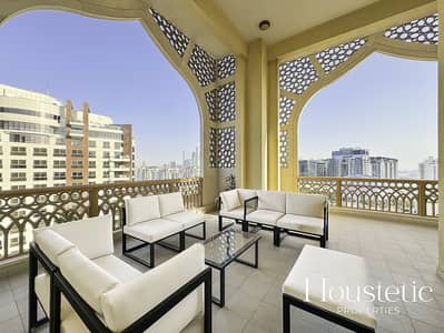 2 Bedroom Flat for Sale in Palm Jumeirah, Dubai - Large Terrace | Upgraded | Top Floor | VIDEO TOUR