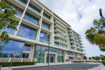 2 Bedroom Townhouse for Rent in Saadiyat Island, Abu Dhabi - Full Sea View | Elegant 2BR TH | Beach Upfront