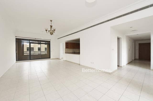 Large 2+study | Pool View | Vacant Large 2+study | Pool View | Vacant