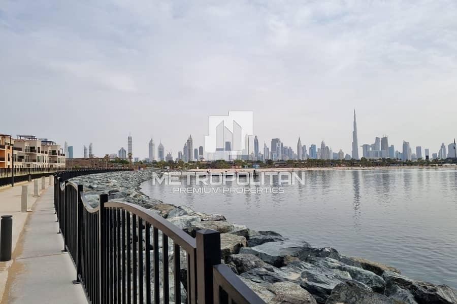 Full Dubai Skyline and Water View | Large Plot