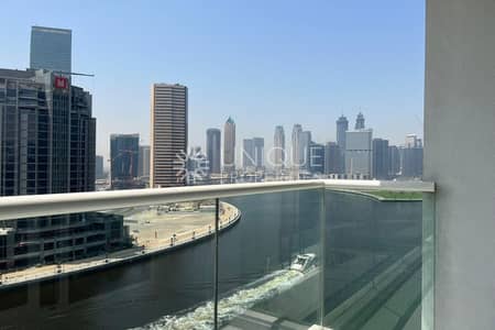 2 Bedroom Apartment for Sale in Business Bay, Dubai - Stunning Canal View | Large Layout | Furnished