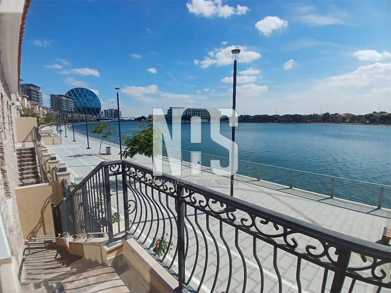 Enjoy of beautiful Townhouse on Raha Beach  | Direct on Canal view