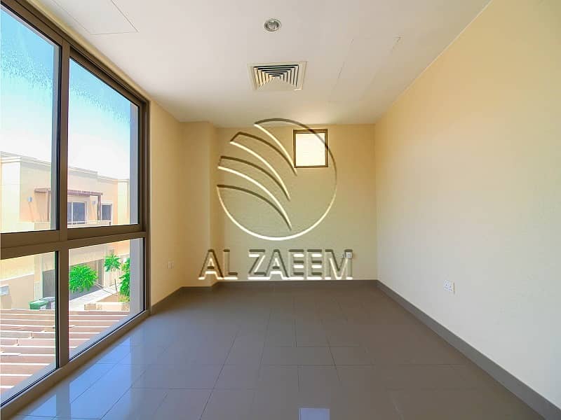 7 4 Bedroom Townhouse Al Raha Gardens (8). jpg