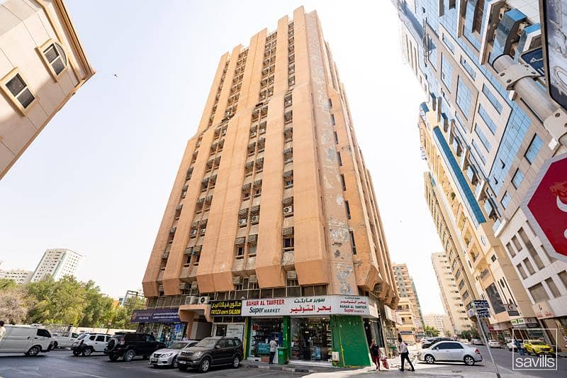 Квартира в Абу Шагара，Ботл Билдинг, 2 cпальни, 25000 AED - 8968603