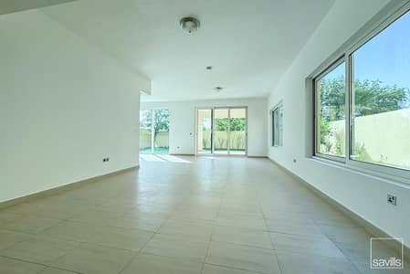 3 Bedroom Villa for Sale in Jumeirah Park, Dubai - Legacy I Single Row I Great Location