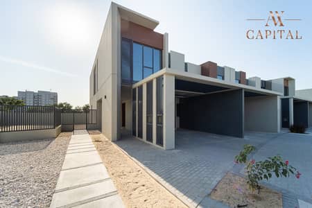 3 Bedroom Townhouse for Rent in Dubailand, Dubai - Massive Plot | Corner | Single Row | Modern Design