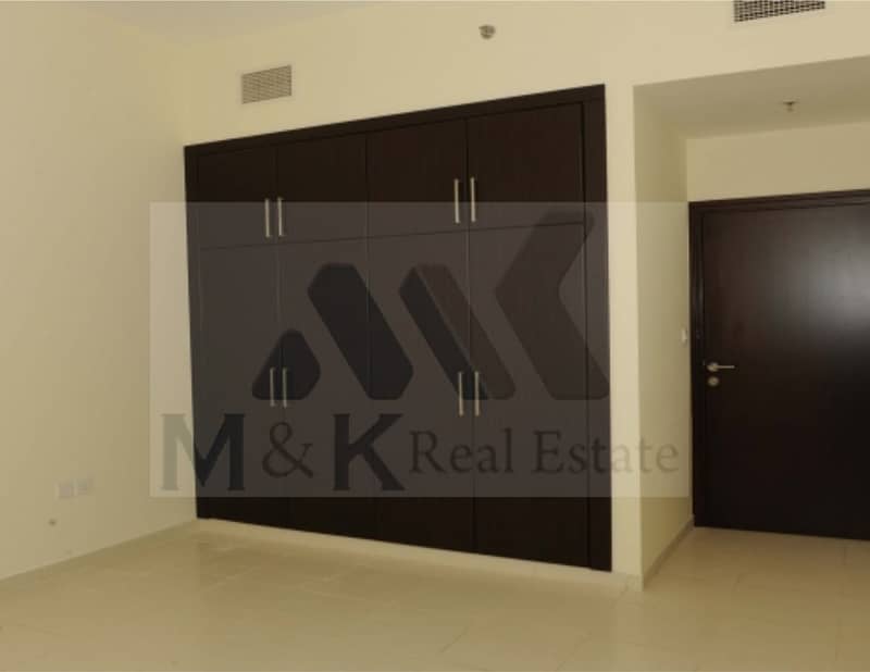 Lavish 3 Bedroom | Balcony Parking | Karama. . Lavish 3 Bedroom | Balcony Parking | Karama. .