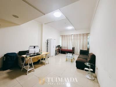 Fully Furnished | Next to Metro | High Floor