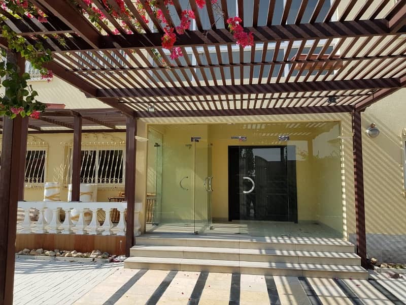 Villa for sale in Albrashi area 15150 feet