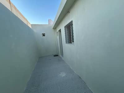 شقة 1 غرفة نوم للايجار في الشامخة، أبوظبي - WhatsApp Image 2024-05-11 at 11.05. 42 (1). jpeg