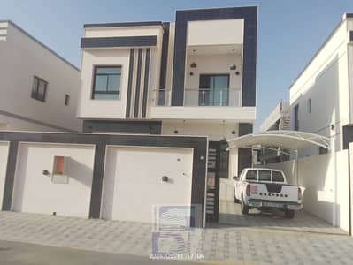 Villa without down payment directly from the owner, super deluxe personal finishing, close to the mosque, close to the mall, and all services, freehol