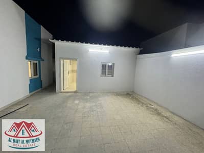 clean three-bedroom house in Al-Ghafia