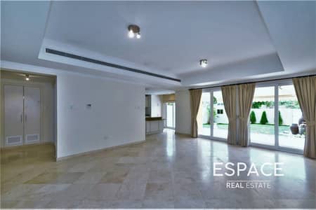 3 Bedroom Villa for Sale in The Springs, Dubai - UPGRADED | VOT | CLOSE TO PARK AND POOL