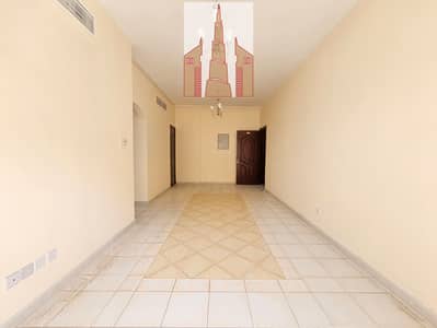 Very hot offer luxury Spacious 2bhk just 35k with balcony close to bus astation