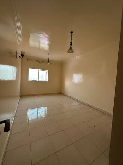6 Bedroom Building for Sale in Al Nabba, Sharjah - iyVuxvng0bDSprB3xqom8oh2y6HMqGvjuCsKWPWQ