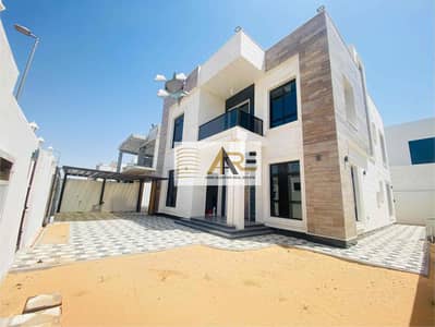 Brand new luxurious 4bed independent villa just 2.7m