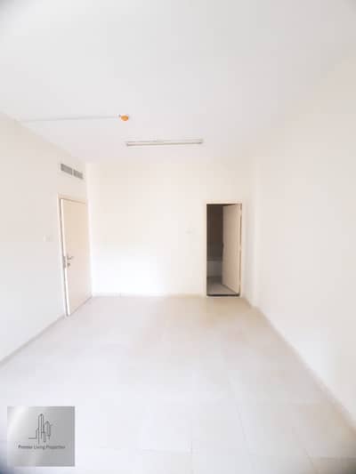 Friendly Family Building 2BHK with Master Bedroom Spacious Apartment At the Prime Location In Al Nahda Sharjah Near to Safeer Mall just in 32500