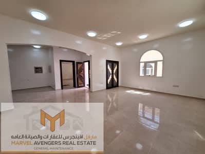 Private Entrance 6 MBR Villa With Outside Maidroom And Outside Kitchen !! Driver Room + Big Yard !! In MBZ City