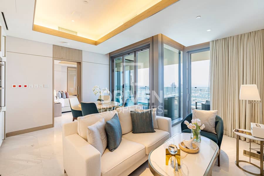 Prime Location | Exquisite Apt with Sea View