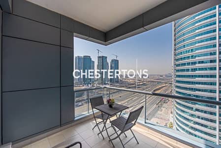1 Bedroom Flat for Sale in Dubai Marina, Dubai - Bright, Next To The Metro, Furnished
