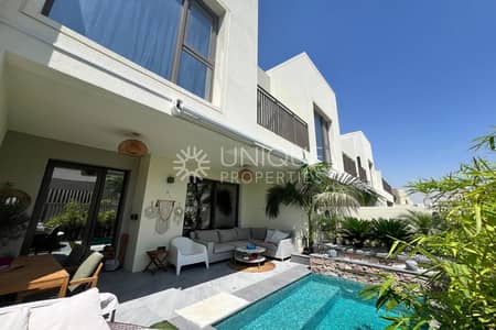 3 Bedroom Villa for Sale in Dubai South, Dubai - Private Pool | Exclusive | Owner Occupied