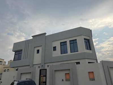 5 Bedroom Villa for Rent in Al Zahya, Ajman - Villa for rent in Ajman, Al Yasmeen area 5 rooms, a living room, a living room and a maid's room New and first resident 115 thousand dirhams are required