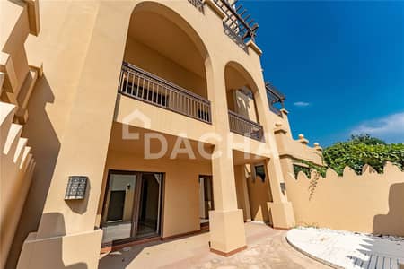 3 Bedroom Townhouse for Rent in Palm Jumeirah, Dubai - Available Now | 3 Bed + maids | Town House