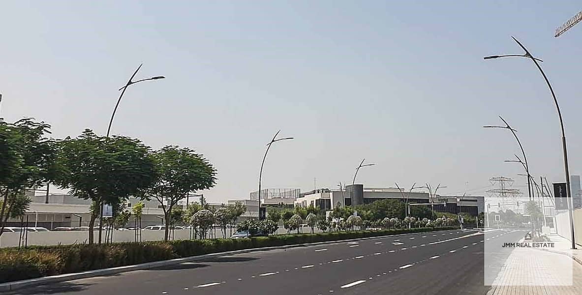 Al-Quoz-Industrial-Area-4-Dubai. jpg