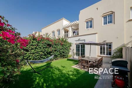 2 Bedroom Villa for Sale in The Springs, Dubai - Fully Upgraded 4M | Opposite Park and Lake