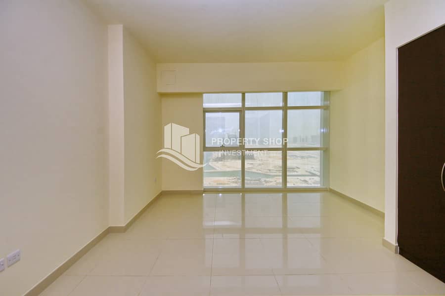 1-bedroom-apartment-abu-dhabi-al-reem-island-marina-square-tala-tower-bedroom. JPG