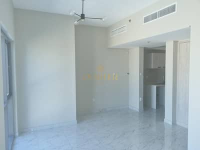 Studio for Rent in Dubai South, Dubai - 4055bde8-157f-4a8d-a9b1-8db5560a651b. jpg