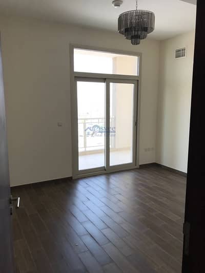 Decent Three Bedroom for rent in Azizi Daisy Decent Three Bedroom for rent in Azizi Daisy