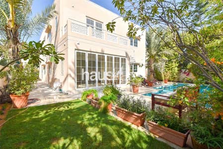 6 Bedroom Villa for Sale in The Meadows, Dubai - 6-Bed, 2 Service Blocks Extended |Renovated Type 2