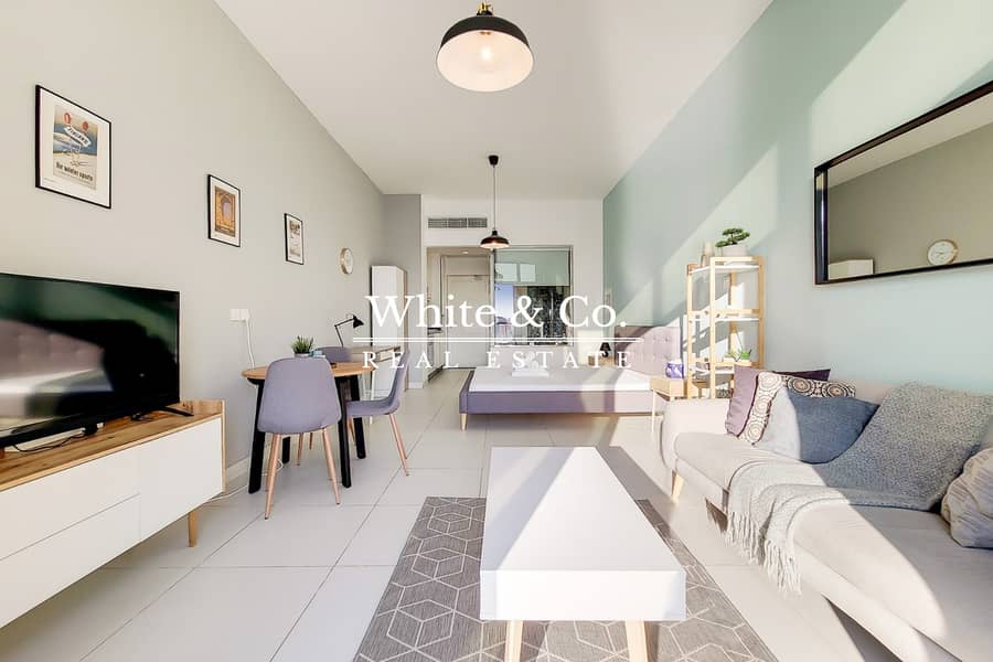 Modern Studio | Fully Furnished | SeaView Modern Studio | Fully Furnished | SeaView
