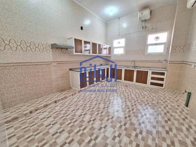 فلیٹ 4 غرف نوم للايجار في الشامخة، أبوظبي - 20240512_171159. jpg