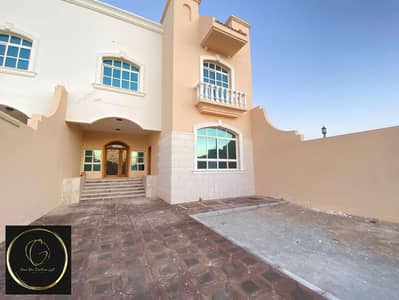 5 Bedroom Villa for Rent in Shakhbout City, Abu Dhabi - Snapchat-2065265629. jpg