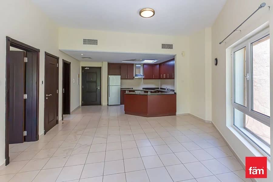 Best Deal I Spacious Apartment I Ready To Move