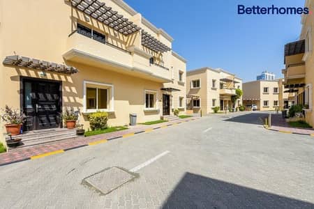 5 Bedroom Villa for Rent in Al Barsha, Dubai - Gated Compound Villal Prime Locl Flexible Cheqs