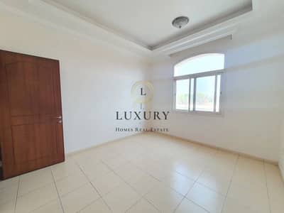 2 Bedroom Apartment for Rent in Al Muwaiji, Al Ain - Neat and Bright | Basement Parking | Main Road