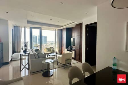 2 Bedroom Hotel Apartment for Sale in Downtown Dubai, Dubai - 2 bed with Large Kitchen | Sea View | Mid Floor