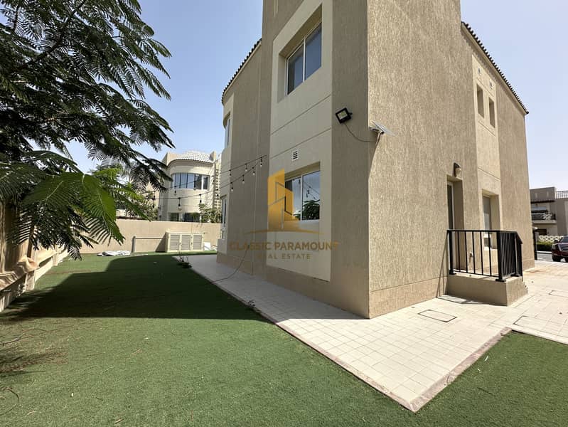 Family Retreat Comfortable 4bhk Villa-Sale