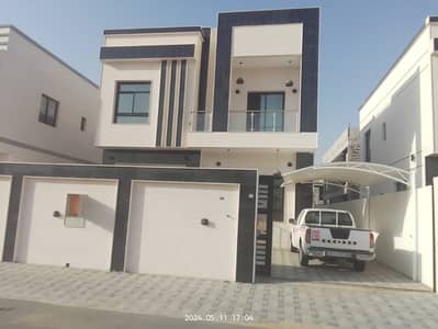 Villa without down payment directly from the owner, personal finishing, super deluxe, close to the mosque, close to the mall, and all services, freeho
