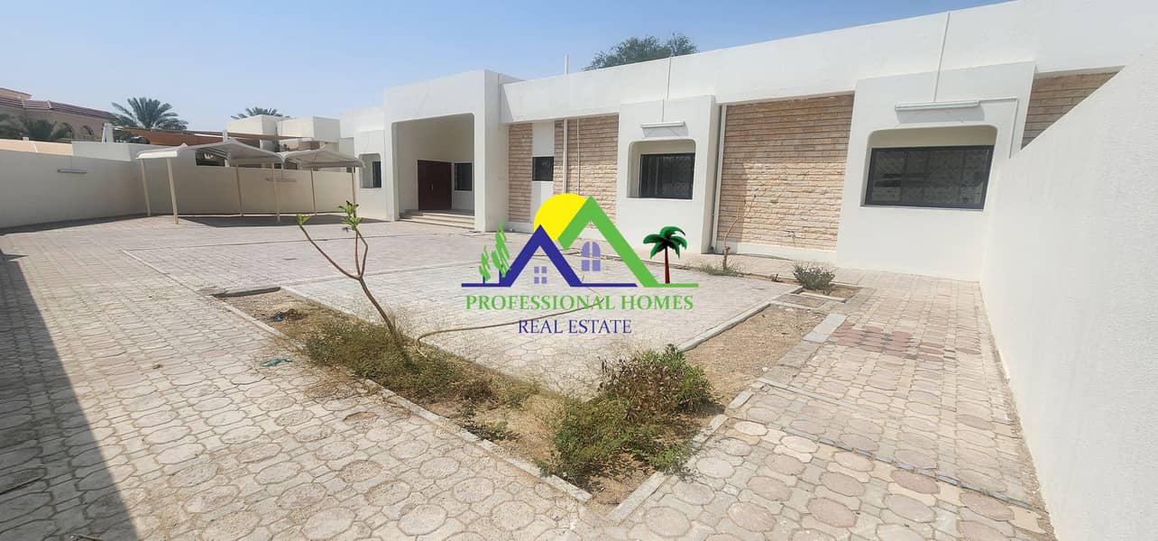 Amazing Ground Villa 4 BRs with Private Yard Amazing Ground Villa 4 BRs with Private Yard