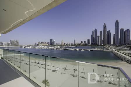 3 Bedroom Apartment for Sale in Dubai Harbour, Dubai - Full Sea View | Beach Access | Vacant